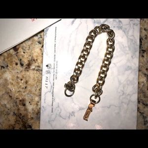Gold chain link bracelet